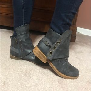 Grey Booties - size 9  NWOT